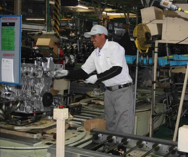 Se desploma 33.5% IED en manufactura