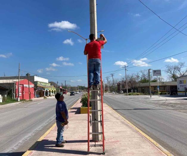 Rehabilitan alumbrado