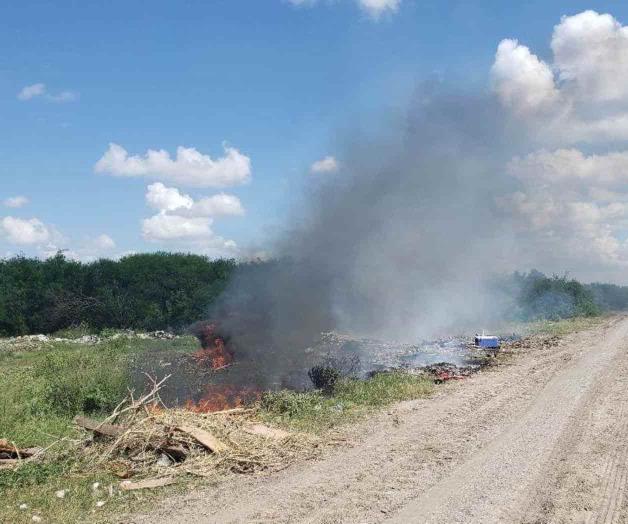 Quema irresponsable de basureros clandestinos