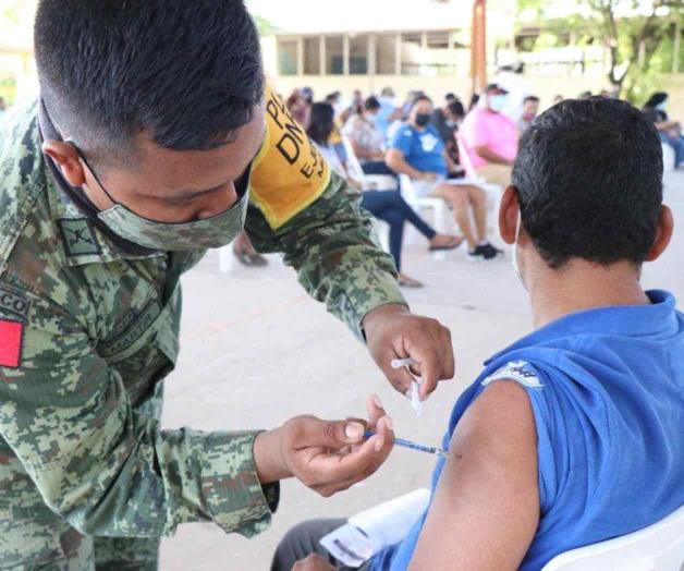 Realizan en San Fernando vacunación anti Covid para los de 18 a 39 años