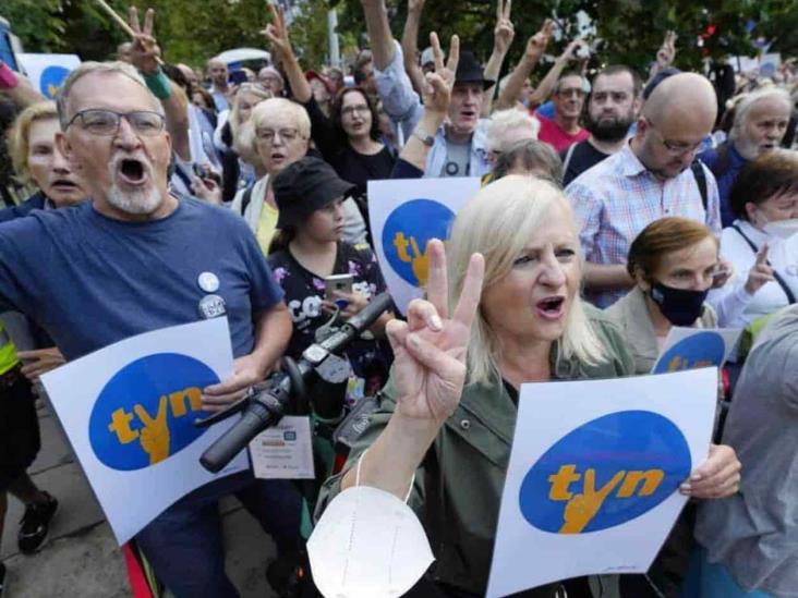 Polonia: partido gobernante pierde mayoría por ley de prensa Polonia: partido gobernante pierde mayoría por ley de prensa