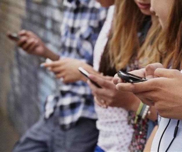 Tercera ola de Covid-19 tumba 4% ánimo de tuiteros en agosto: Inegi