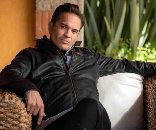 Kuno Becker se vacuna contra Covid gracias a Paty Navidad