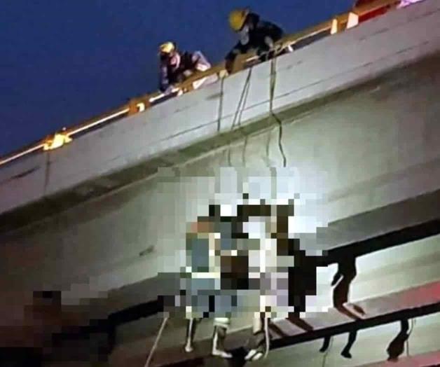 Dejan seis cuerpos en puente de Zacatecas