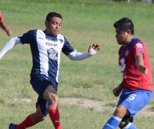 Van los Rayados por el título Van los Rayados por el título