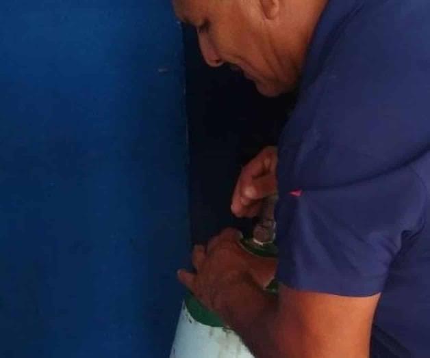 Escasean tanques de oxígeno