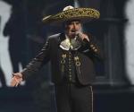Vicente Fernández ya no está intubado; su salud avanza