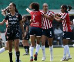 Se da Chivas fest&iacute;n ante las Centellas del Necaxa
