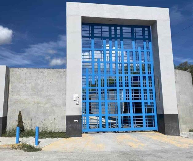 Impiden la entrada a panteón municipal Impiden la entrada a panteón municipal
