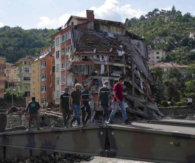 Cifra de muertos por inundaciones aumenta a 72