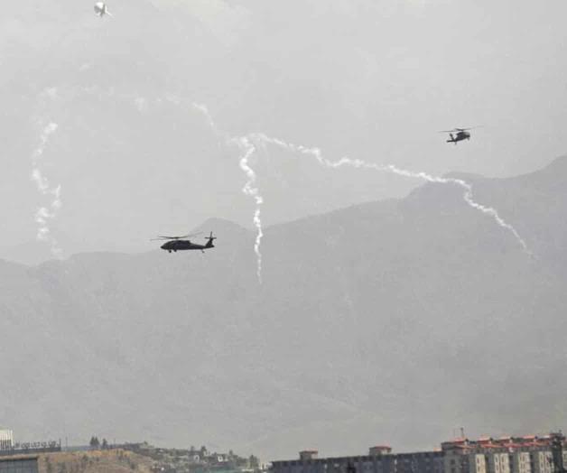 Se apresuran diplomáticos occidentales a irse de Kabul Se apresuran diplomáticos occidentales a irse de Kabul