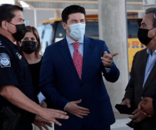 Inmunizan a trabajadores de Nuevo León en Texas Inmunizan a trabajadores de Nuevo León en Texas