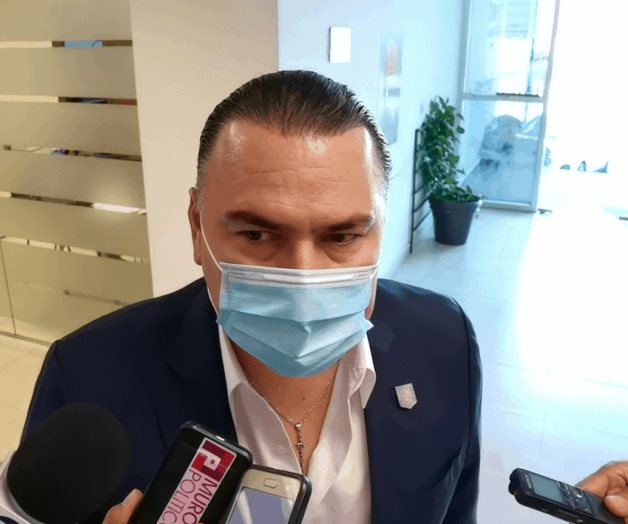 Pedirá licencia Gerardo Peña