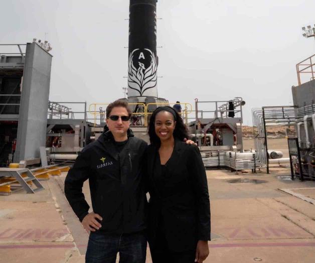 Lauren Lyons se une al equipo de Firefly