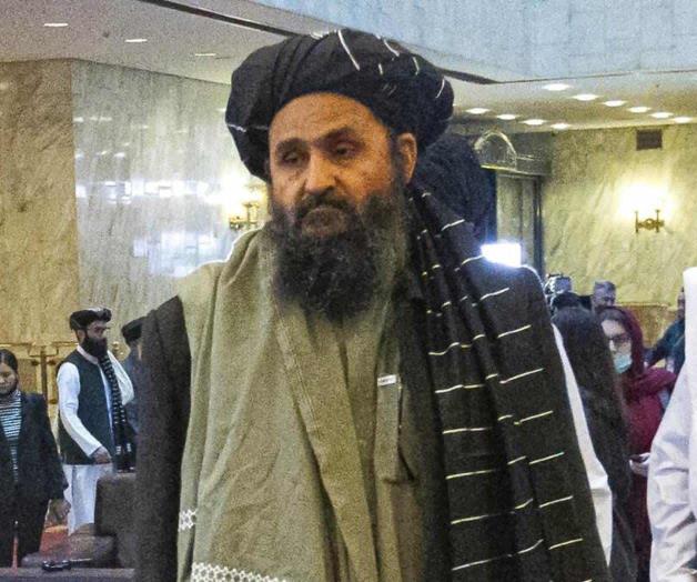 Ascenso de mulá refleja largo camino de regreso del Talibán