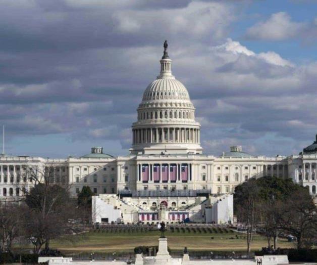 Investigan presunto explosivo en vehículo cerca de Capitolio