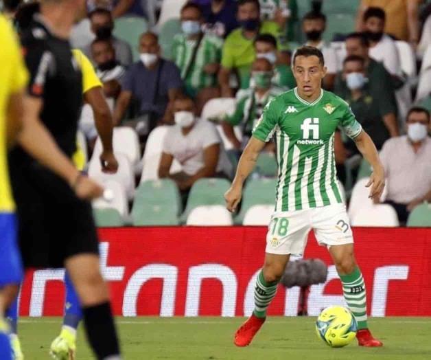 Empata el Betis con Guardado de titular