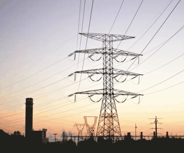 Coparmex advierte por ajustes a ley eléctrica Coparmex advierte por ajustes a ley eléctrica