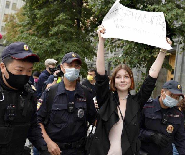 Rusia: arrestan a periodistas que protestaban en Moscú Rusia: arrestan a periodistas que protestaban en Moscú