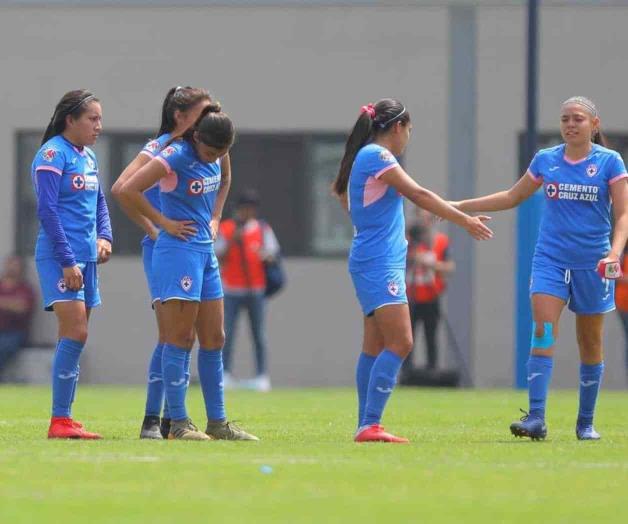 Golean al Cruz Azul unas Tigres perfectas