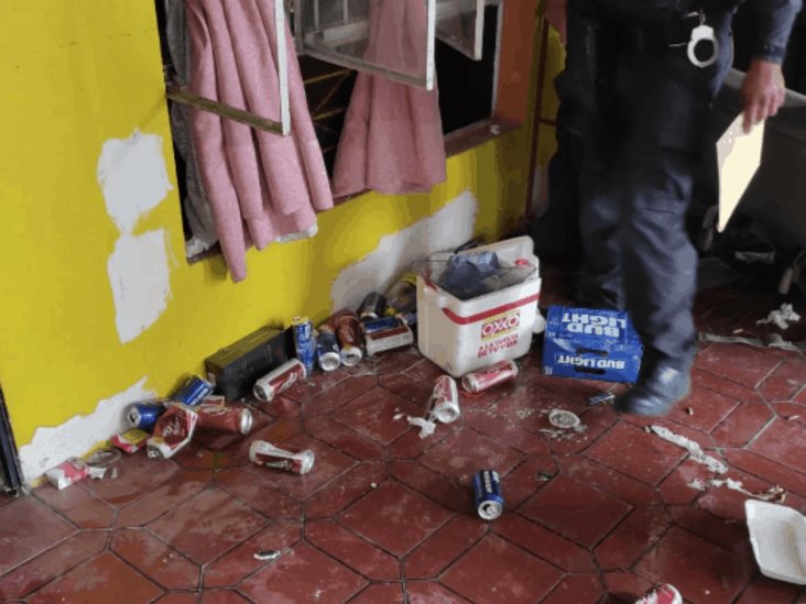 Mata a su esposa, después se suicida Mata a su esposa, después se suicida