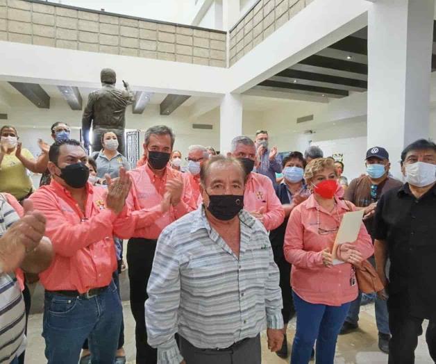 Culpan a secretaria de salud por muerte de 45 trabajadores