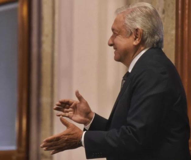 Con estatua de bronce, músicos, locutores y artistas rendirán honor a AMLO y la 4T