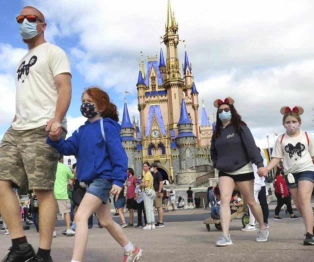 Disney llega a acuerdo de vacunación con trabajadores