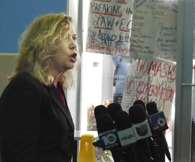 Uso de mascarillas en aulas va a corte Uso de mascarillas en aulas va a corte