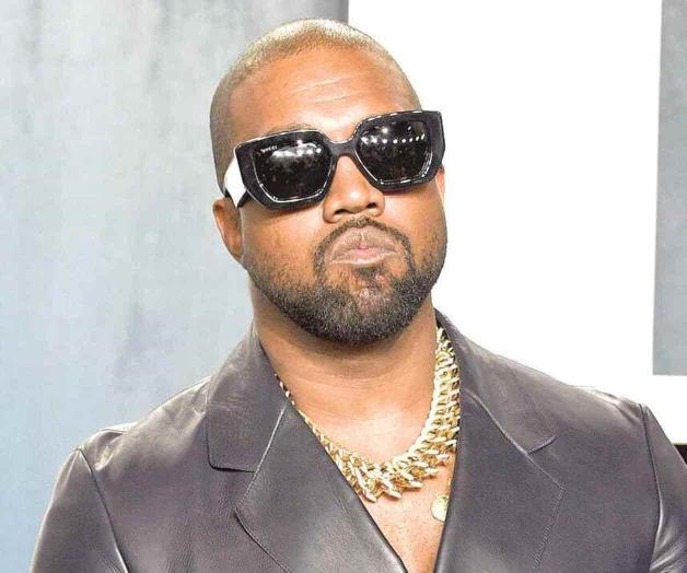 Sigue con sus excentricidades Sigue con sus excentricidades