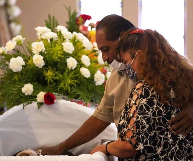 Muerte de viudo extiende dolor por masacre en tienda Walmart Muerte de viudo extiende dolor por masacre en tienda Walmart