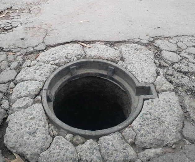 Desaparecen alcantarillas Desaparecen alcantarillas