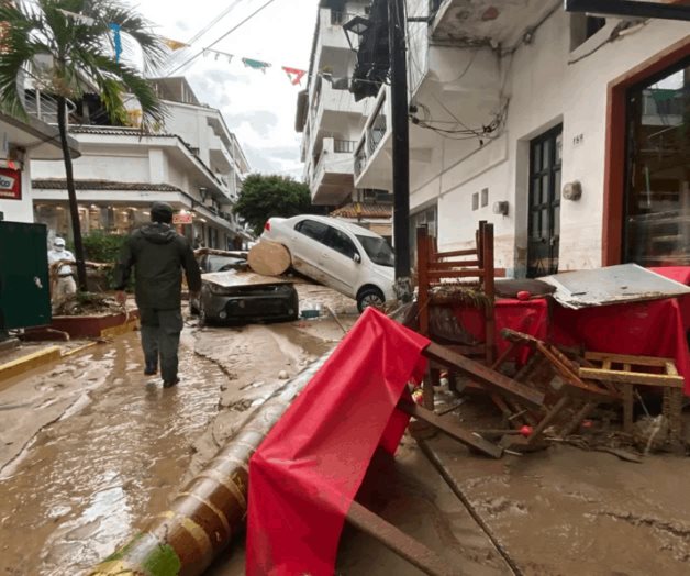 Huracán Nora deja cuatro personas desaparecidas en Jalisco