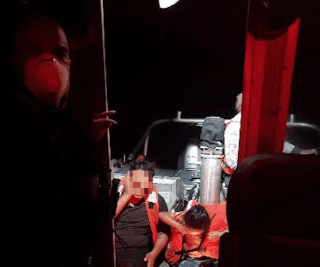 Rescatan a madre e hijo agentes de Border Patrol