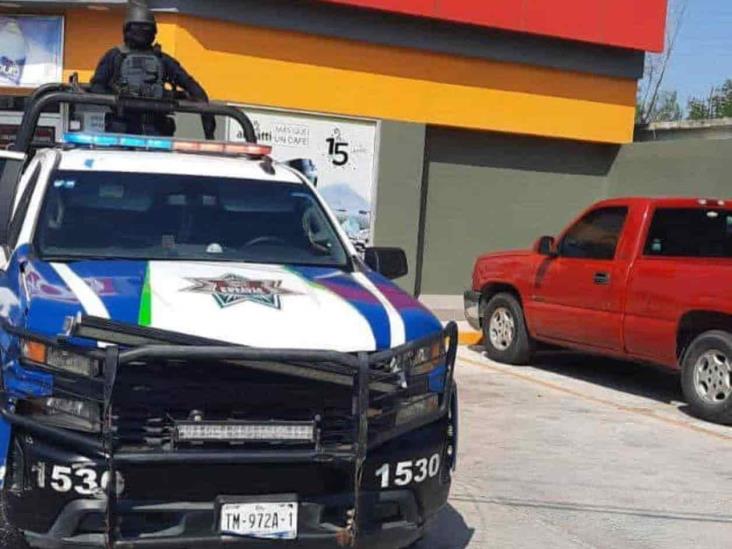 Atraco armado a minisúper; sujeto huye caminando Atraco armado a minisúper; sujeto huye caminando