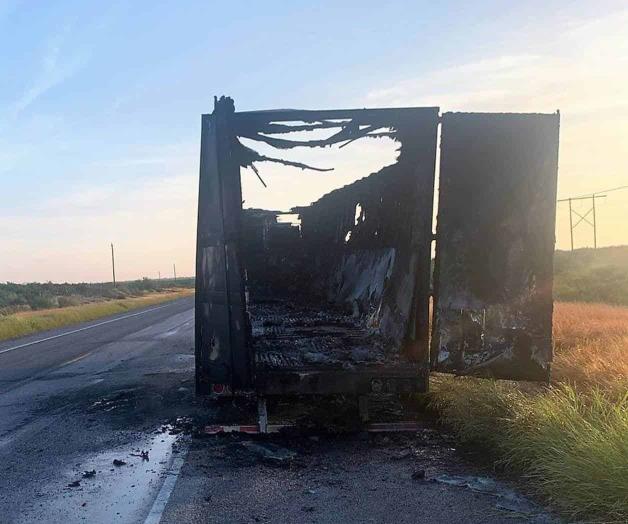 Tráiler en llamas a iba a ser su tumba