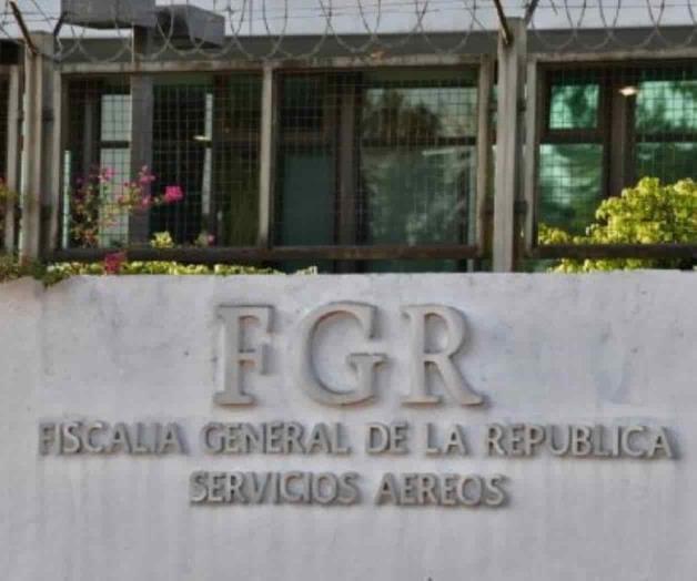 Entregan carpeta de investigación a defensa de Anaya