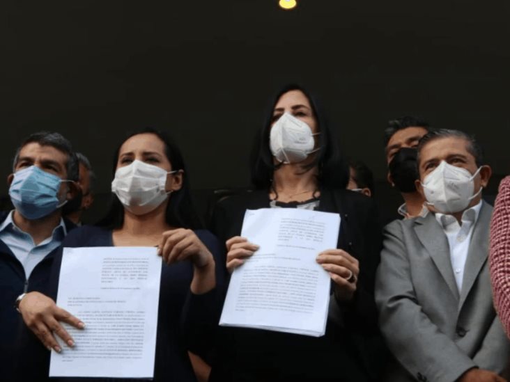 Alcaldes electos de oposición denuncian agresiones ante la Fiscalía CDMX Alcaldes electos de oposición denuncian agresiones ante la Fiscalía CDMX