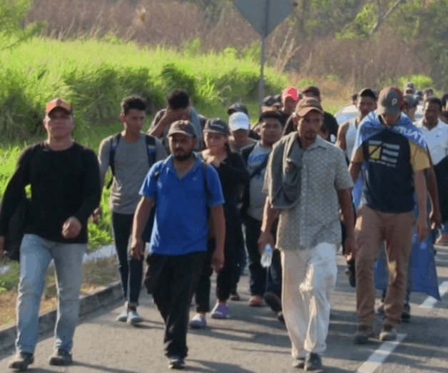 Migrantes critican que AMLO presuma récord en remesas con sombrero ajeno Migrantes critican que AMLO presuma récord en remesas con sombrero ajeno