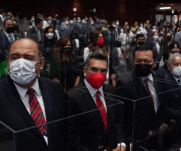 Alianza opositora en el Congreso lanza advertencias a Morena y a AMLO Alianza opositora en el Congreso lanza advertencias a Morena y a AMLO