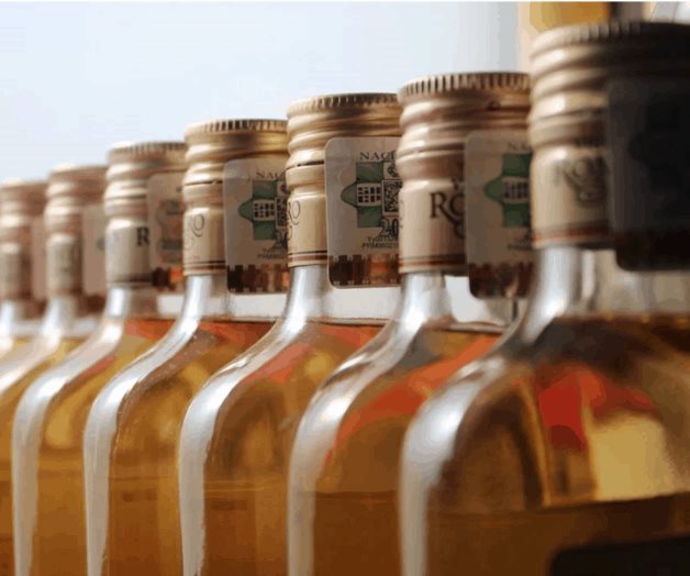 Alerta Profeco de licores que no son agave o no tienen uva