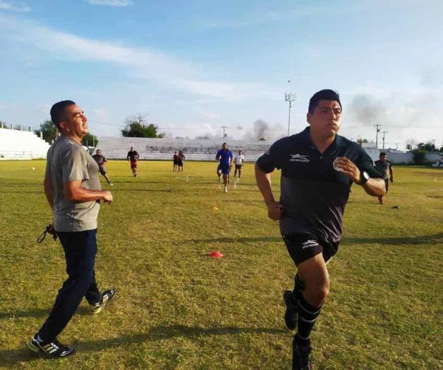 Imparte su experiencia y conocimiento Imparte su experiencia y conocimiento
