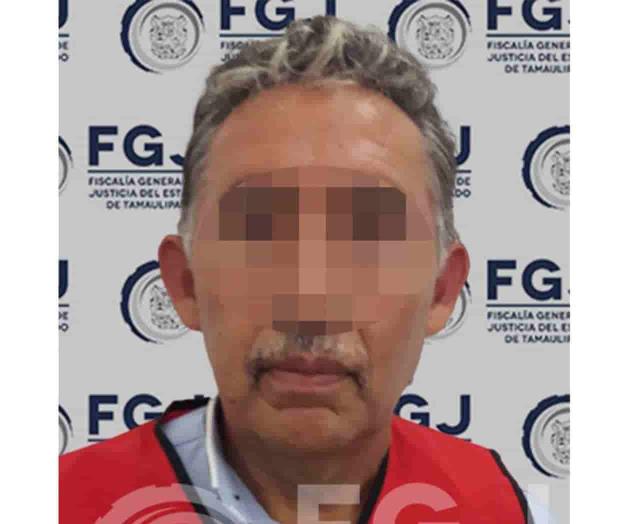 Detienen a dirigente del PAN en Palmillas, lo acusan de violación Detienen a dirigente del PAN en Palmillas, lo acusan de violación