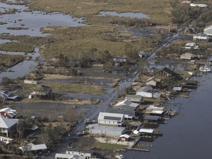 Piden a evacuados de Nueva Orleans por Ida que regresen Piden a evacuados de Nueva Orleans por Ida que regresen