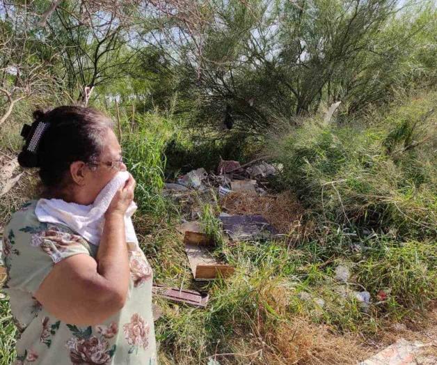Viven vecinos del Fovisste entre basura y escurrimientos