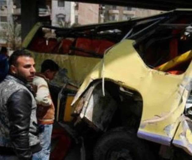 Reporte: 12 muertos en un accidente de autobús en Egipto
