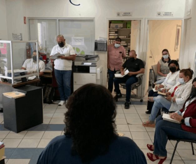 Imparte Plática fiscalía estatal Imparte Plática fiscalía estatal