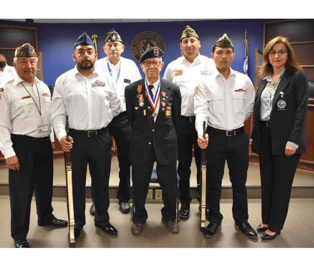 ¡Feliz cumpleaños número 100, Eugene Gutiérrez!