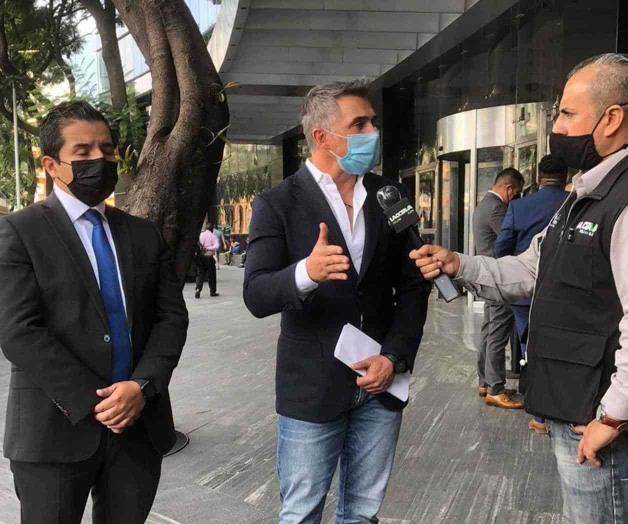 Lo acusan de  tráfico de influencias