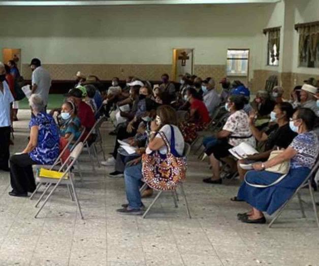 Inicia entrega de la pensión para adultos